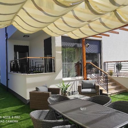 Villa Borna B20 Trogir Buitenkant foto