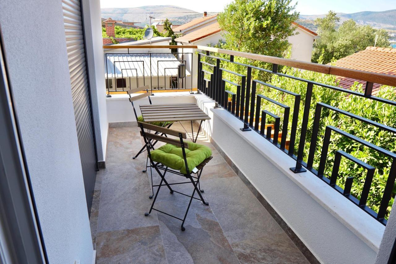 Villa Borna B20 Trogir Buitenkant foto